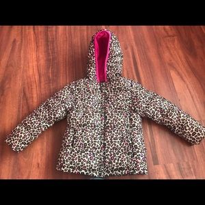 Girl puffy jacket size 5t